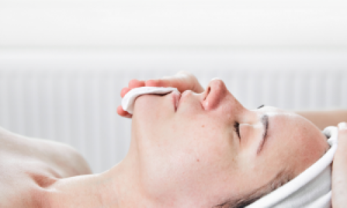 chemical peel undergoing chemical peel procedure